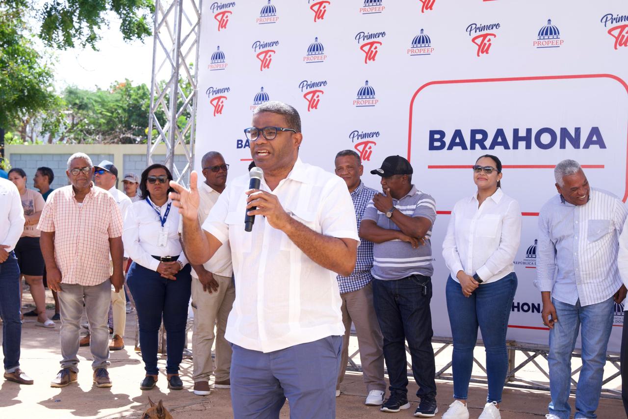 Robert Polanco: Para Abinader el bienestar colectivo es lo primero; el Gobierno está presente donde más se necesita