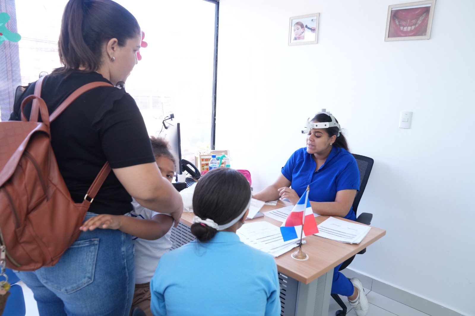 INABIE no vacaciona, atiende a estudiantes en su sede durante período de receso académico
