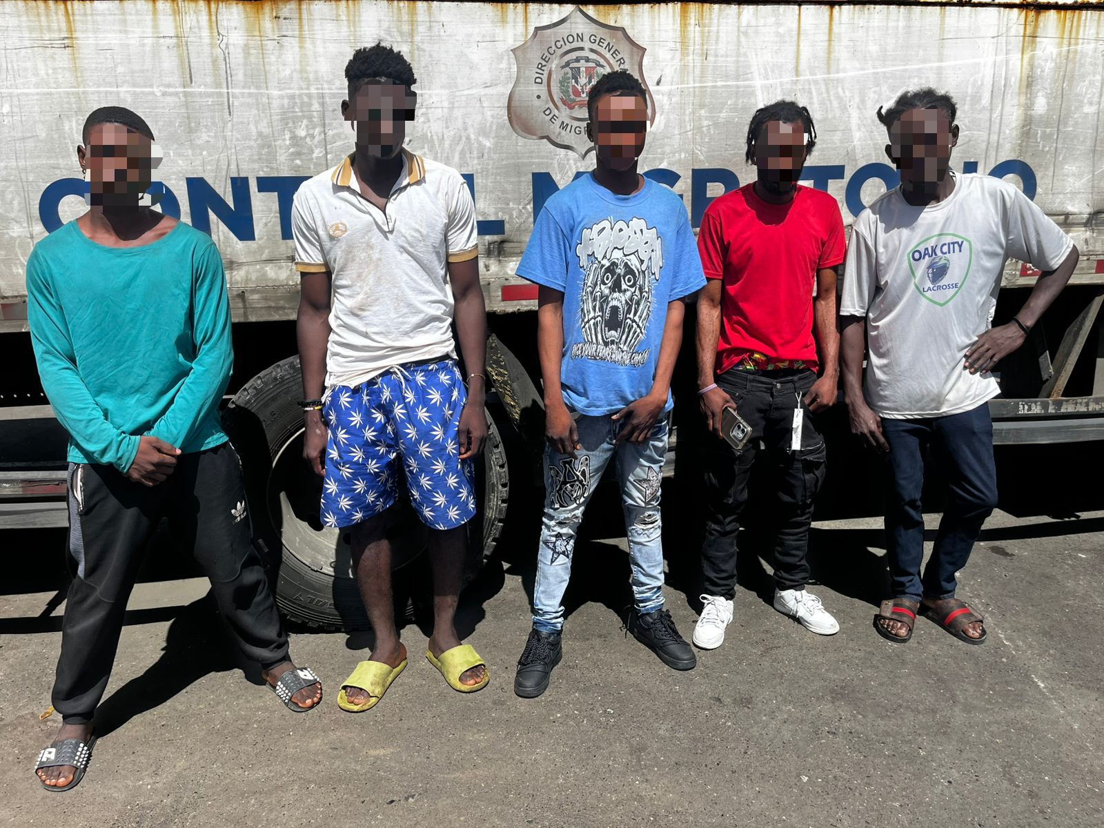 Operativo de la DGM detiene en Nagua a 125 Inmigrantes Haitianos en Situación Irregular