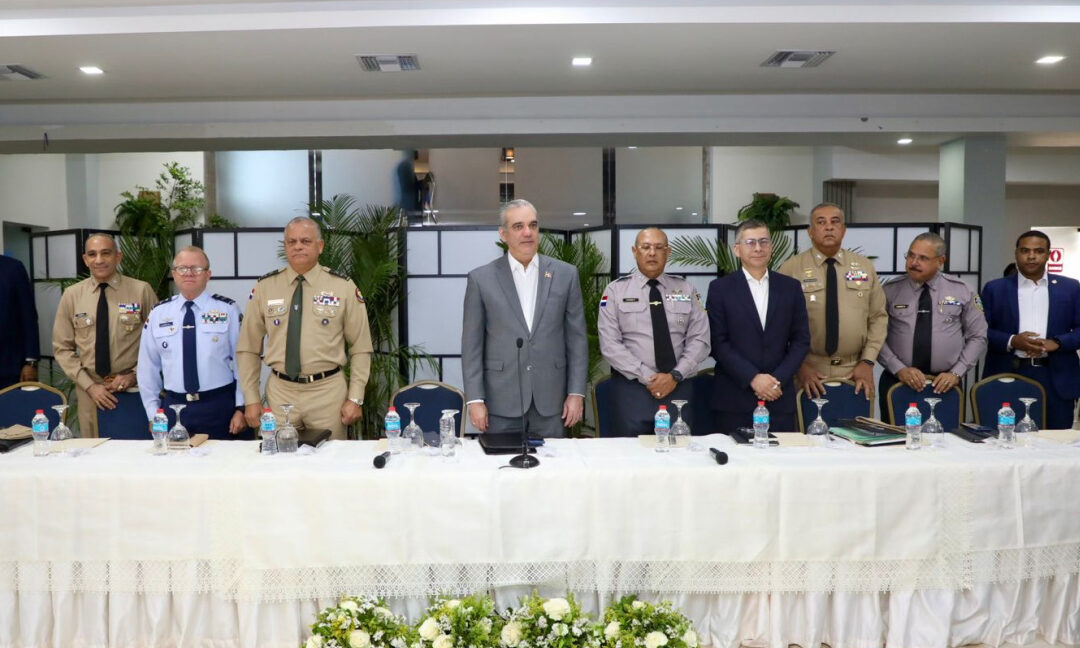 Presidente Abinader encabeza reunión seguimiento al Plan de Seguridad Ciudadana