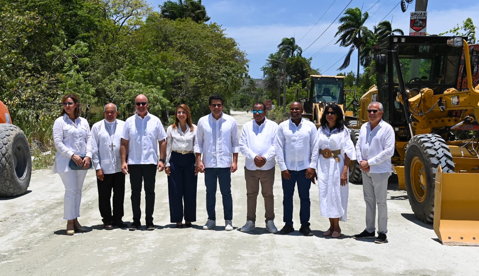 Ministro Collado deja  iniciados trabajos reconstrucción vía acceso playa Teco, Puerto Plata