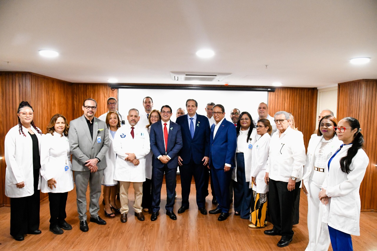 CNT e INCORT juramentan el Comité Hospitalario de Trasplante del Hospital Regional José María Cabral y Báez