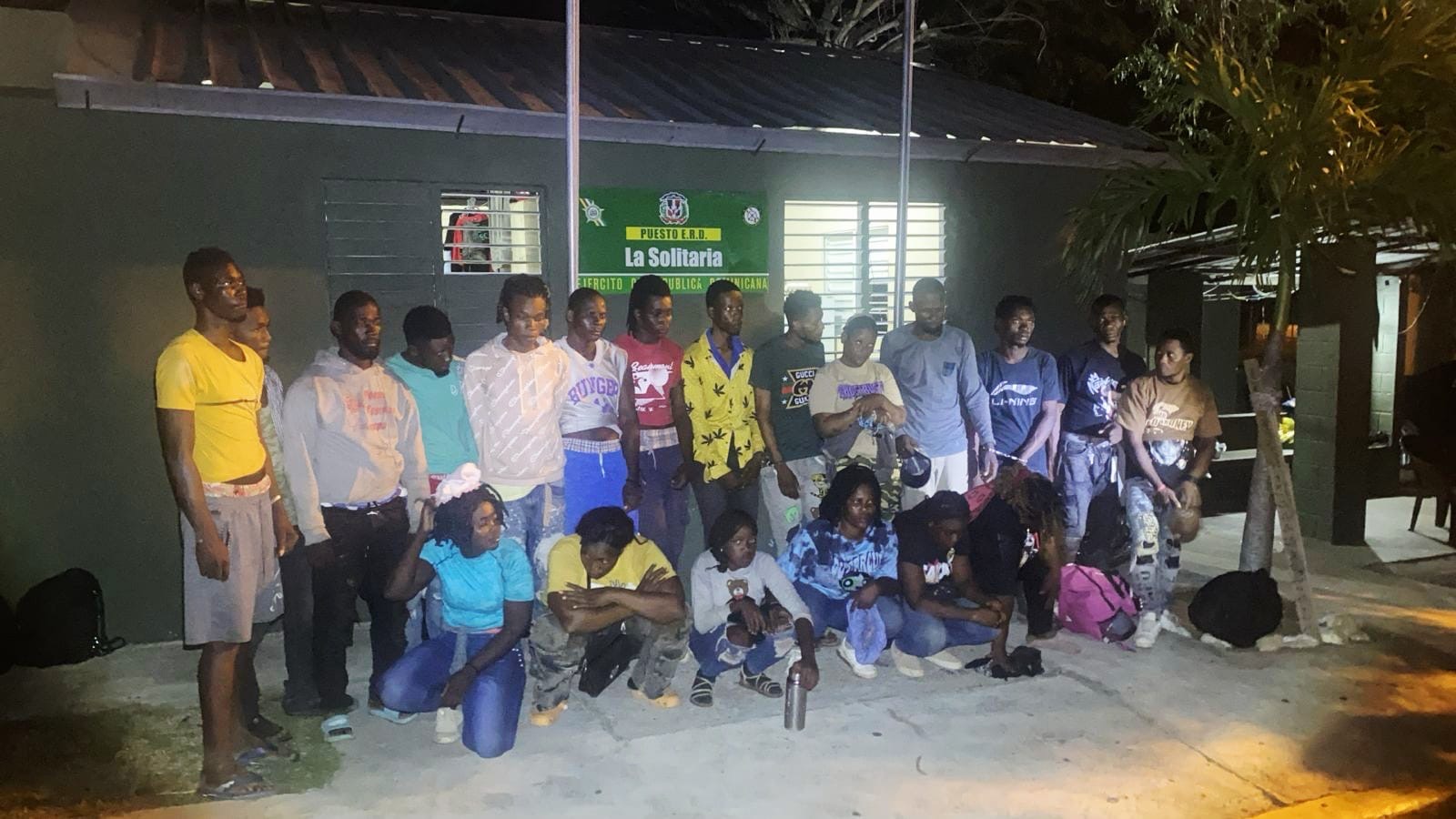 Ejército detiene grupo de 20 indocumentados en Montecristi
