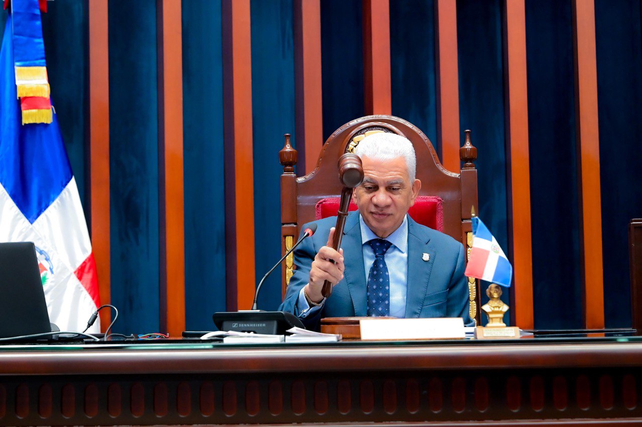 Pleno del Senado remite a Comisión Especial proyecto de ley orgánica que modifica el Código de Trabajo