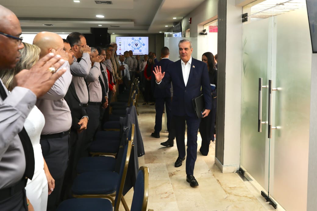 Presidente Abinader encabeza reunión de seguimiento al Plan de Seguridad Ciudadana