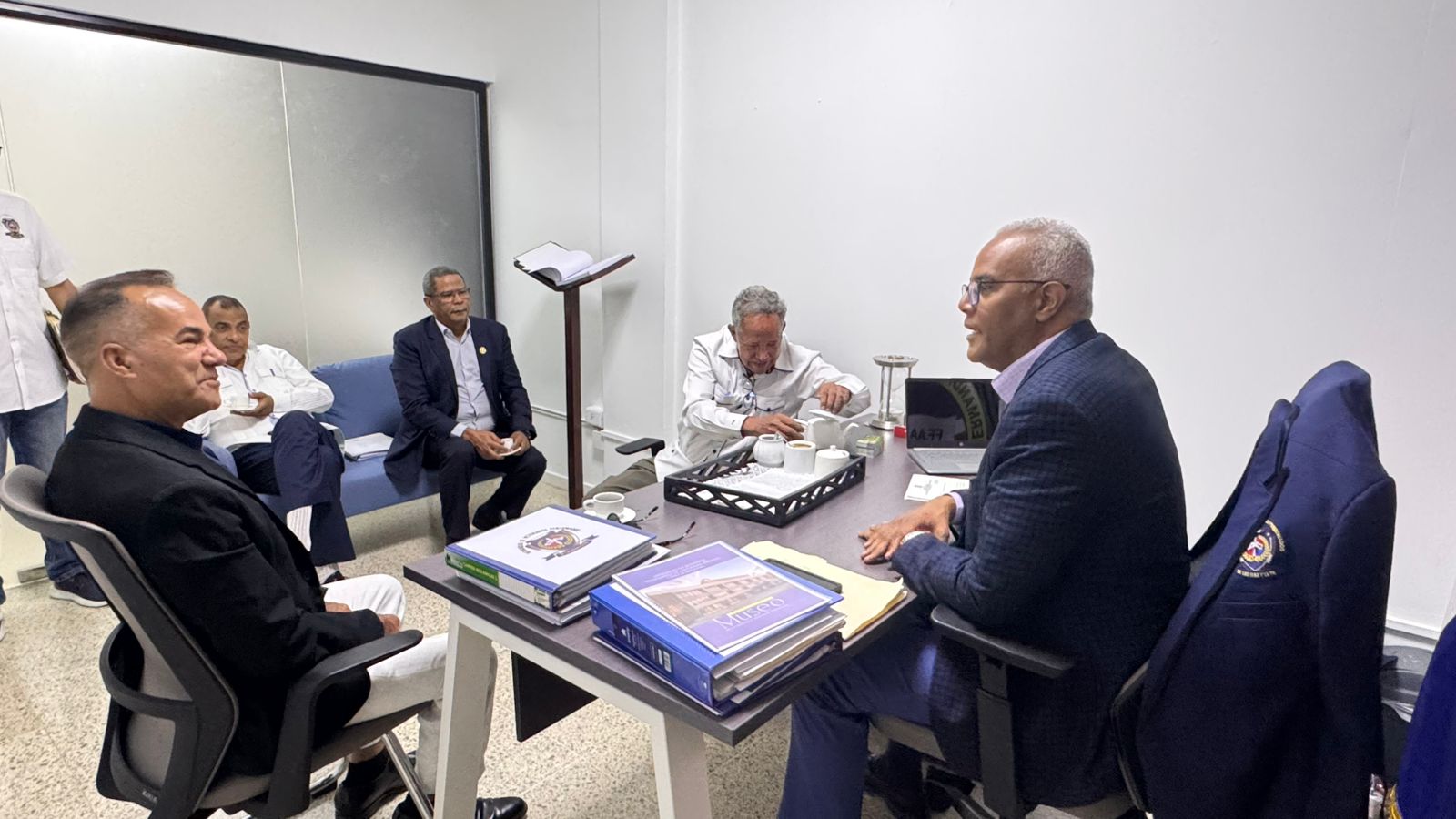 Veteranos podrían beneficiarse de alianza con Óptica Almánzar