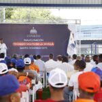 Ministro Kelvin Cruz entrega multiuso La Javilla en Villa Duarte, SDE