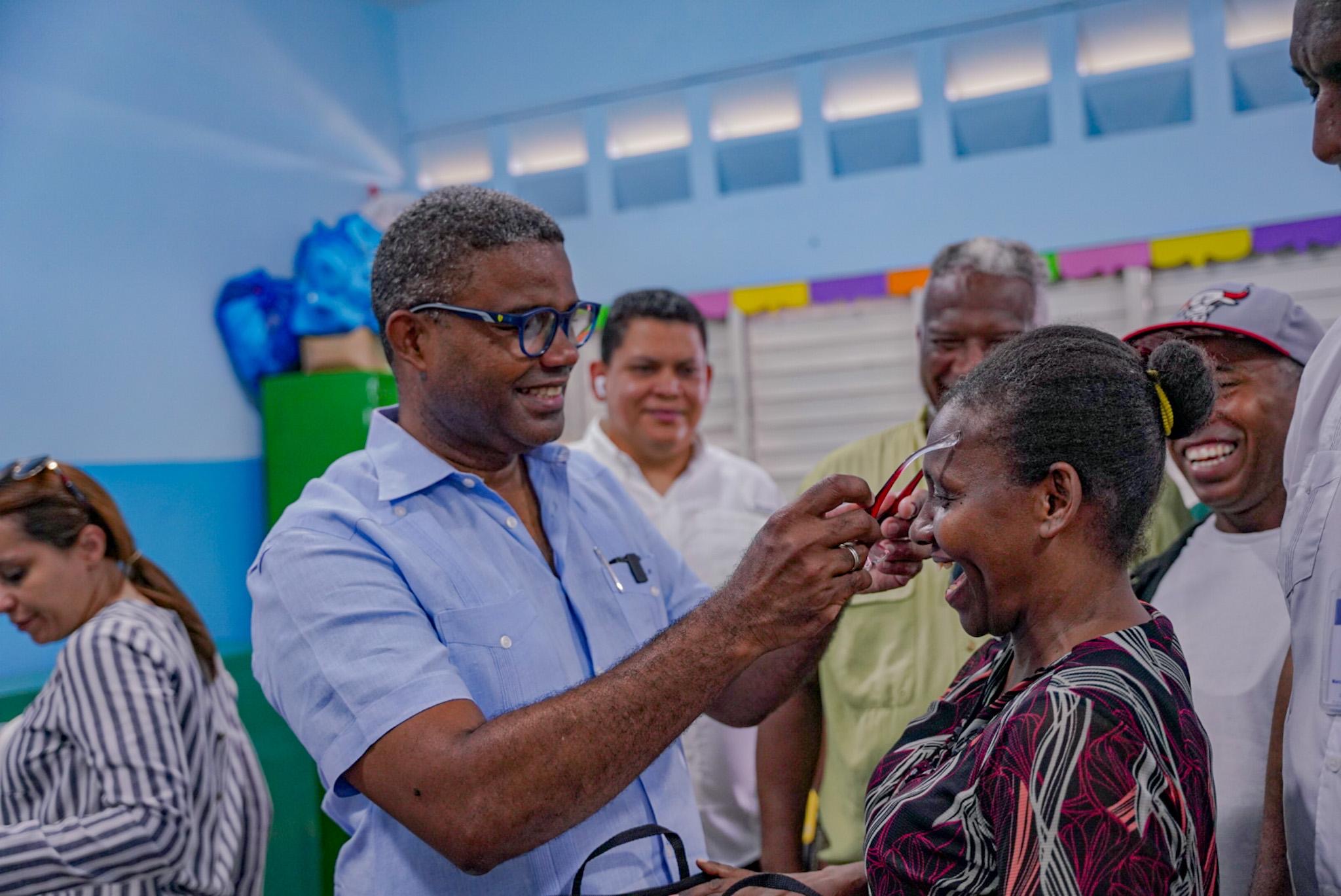 Propeep agota amplia agenda de trabajo en sectores vulnerables del Gran Santo Domingo durante el fin de semana