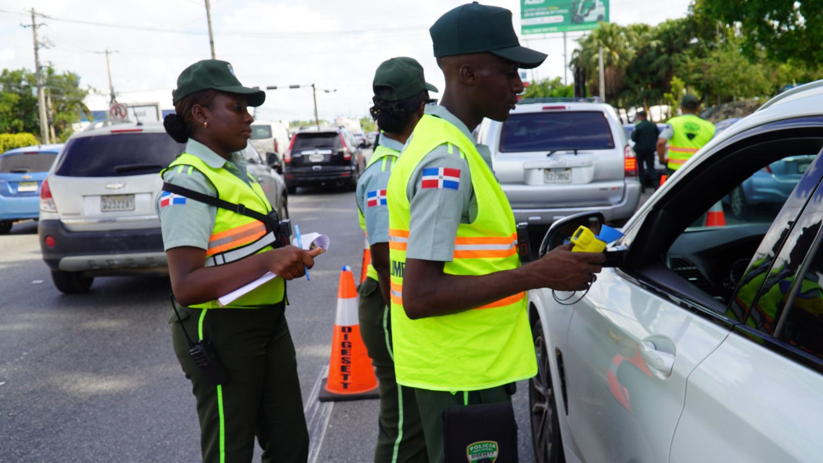 6 conductores detenidos por exceder los limites de alcohol durante operativos de alcalometría