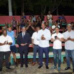 Director Desarrollo de la Comunidad escucha comunitarios y deportistas en SDE