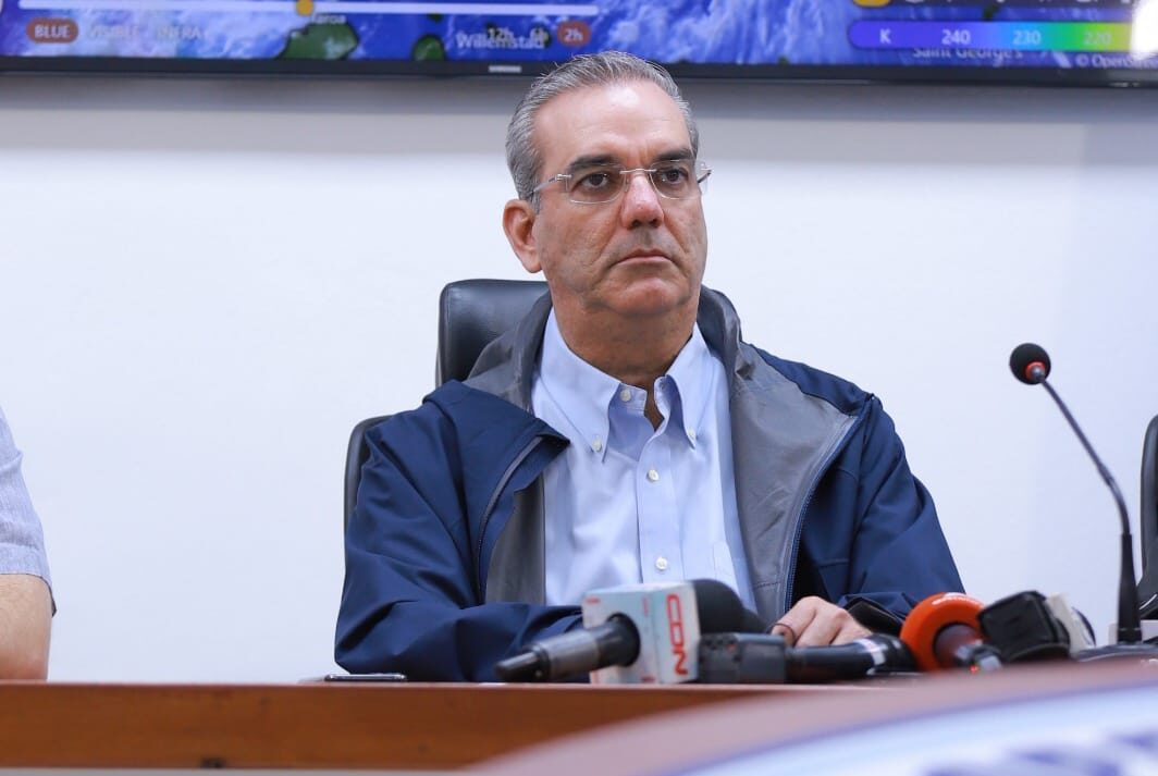 Presidente Abinader llama a la ciudadanía a seguir las recomendaciones oficiales y mantenerse atenta a los informes
