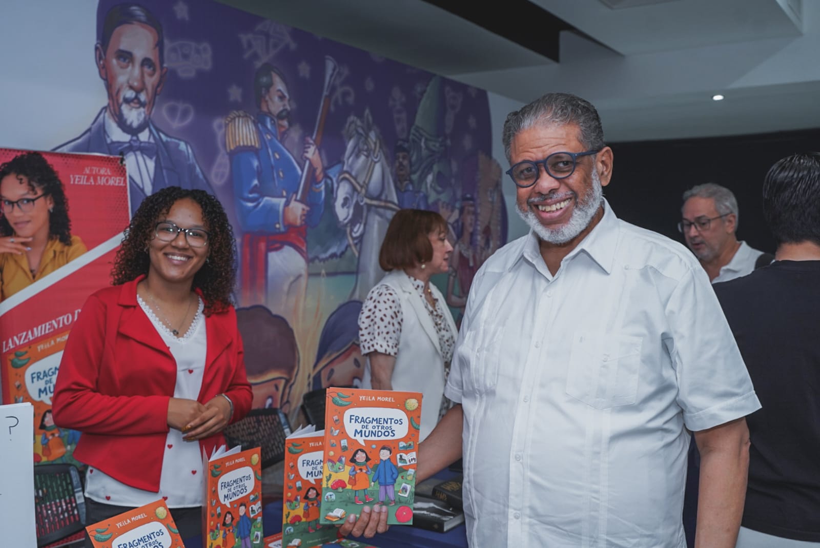 Desarrollo de la Comunidad impulsa escritoras dominicanas en la Feria del Libro