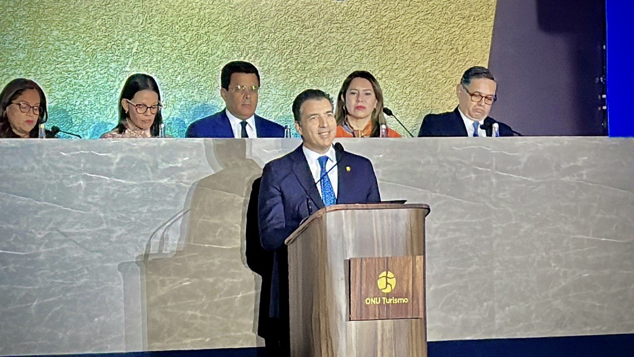 Christopher Paniagua califica como un privilegio nacional el premio otorgado a David Collado por la ONU Turismo