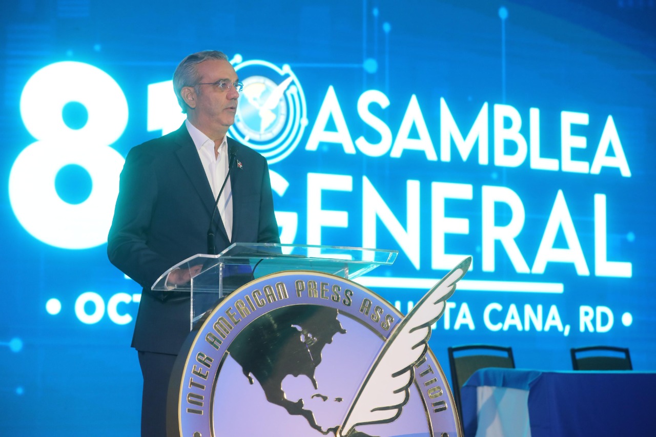 Presidente Abinader: «La libertad de prensa es fundamental para la democracia»