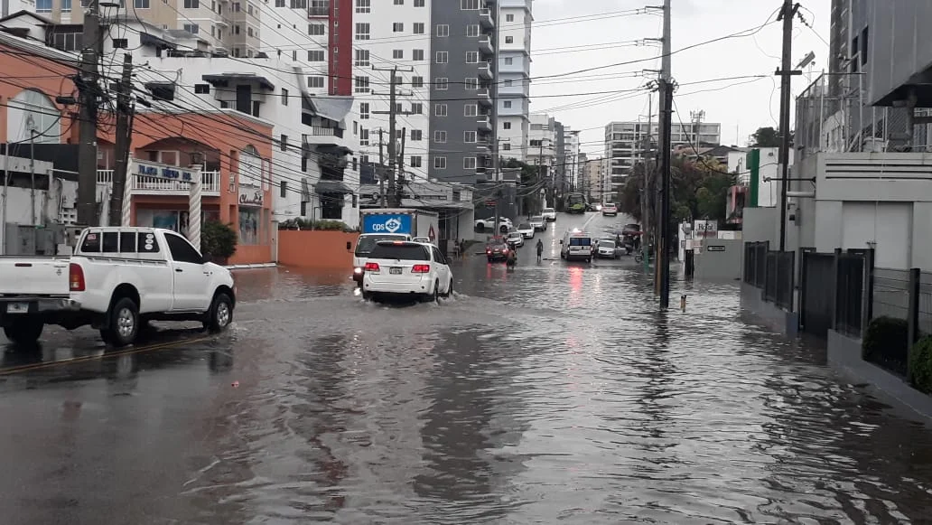 Melissa continuará provocando aguaceros; se mantienen alertas meteorológicas