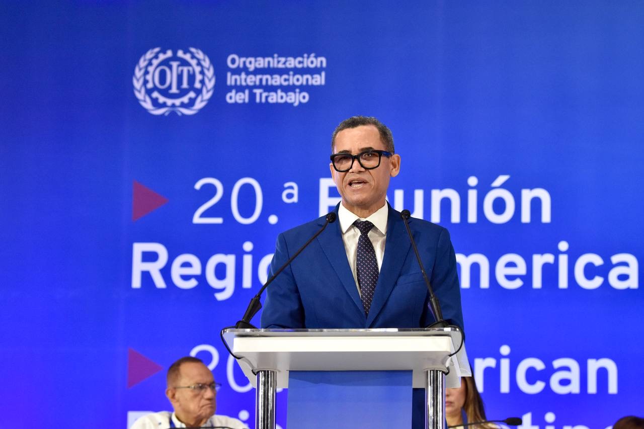 Ministro de Trabajo de RD presenta ante 20ª. Conferencia Regional OIT ...