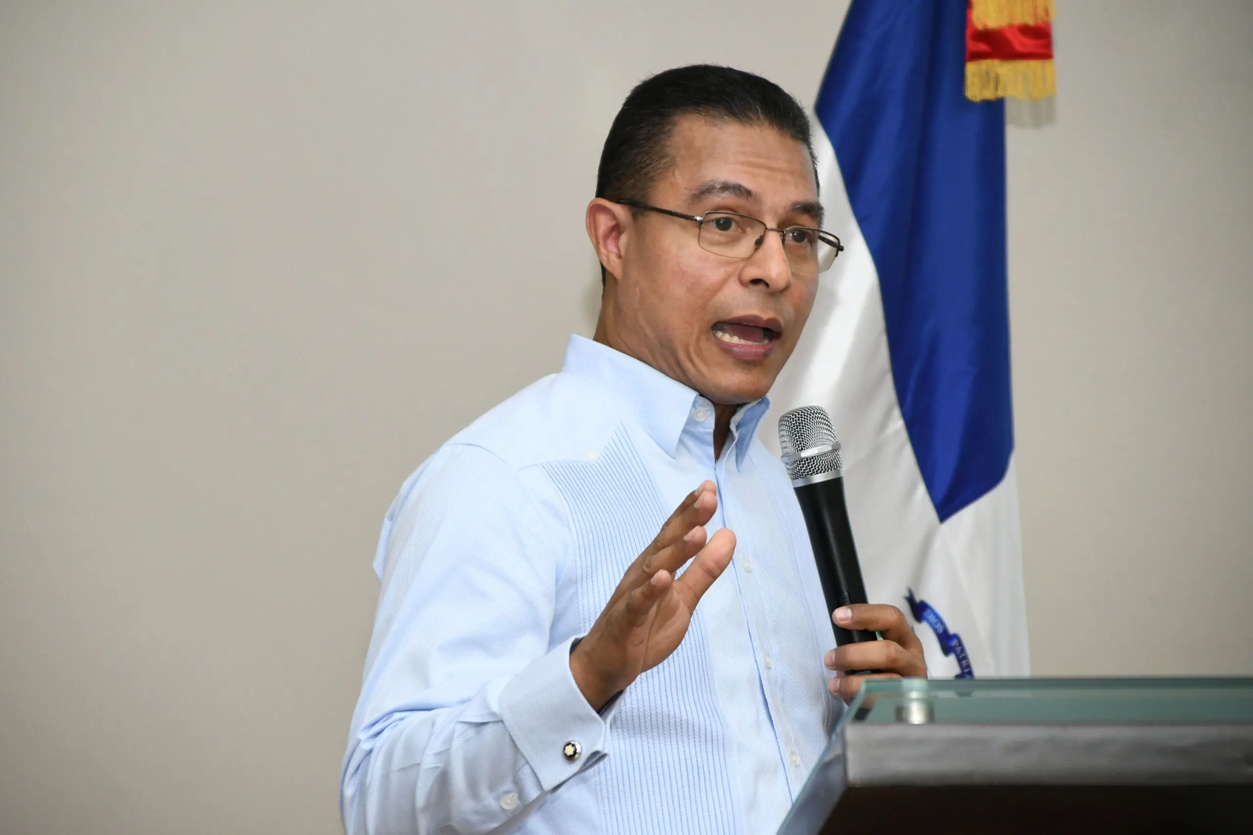 Miguel Camacho a la oposición: «Fájense a trabajar y dejen de lado las mentiras»
