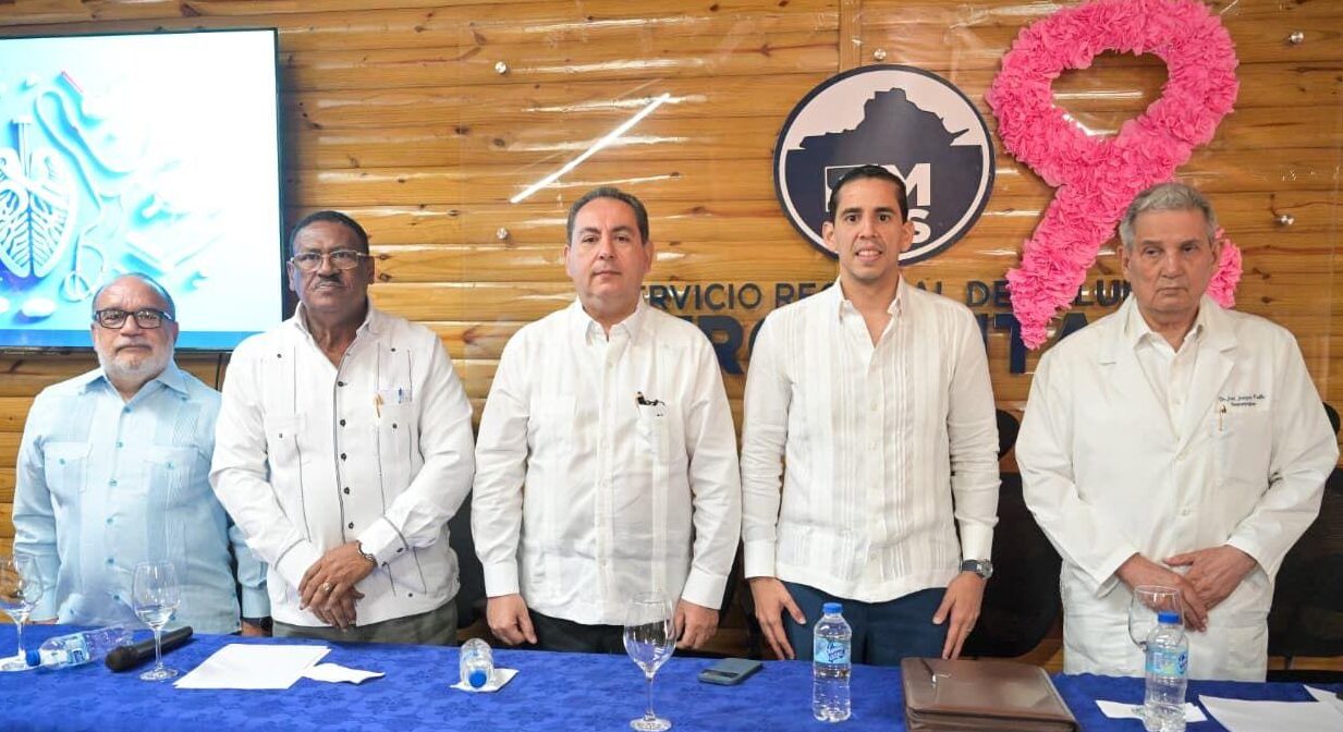 SeNaSa y el SNS acuerdan fortalecer los hospitales de la red pública y las unidades de atención primaria