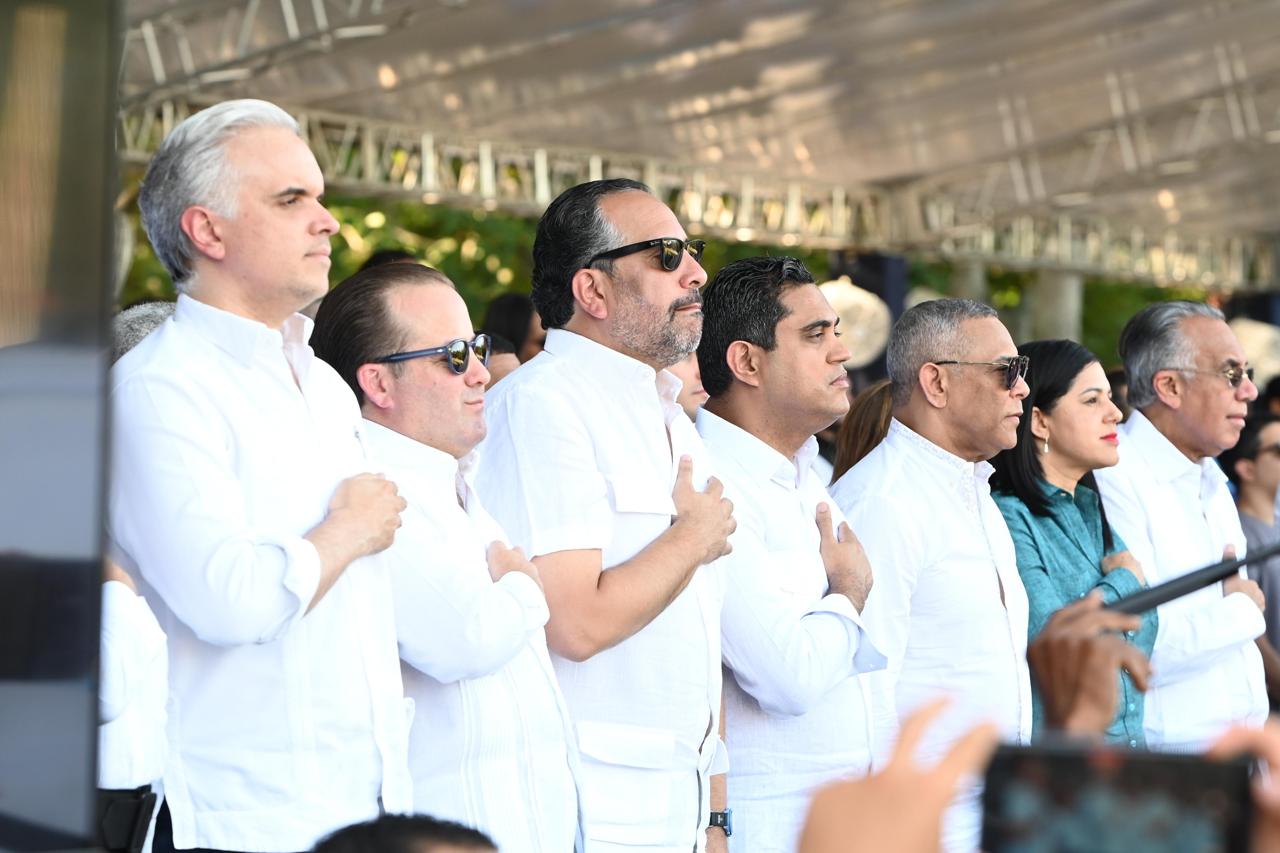 Ministro Kelvin Cruz felicita al Inefi por el éxito de los Juegos Escolares 2025