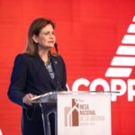Raquel Peña encabeza la 9na Mesa Nacional de la Vivienda junto a ACOPROVI y reafirma el compromiso del Gobierno con el sector construcción
