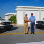 Ministerio de Defensa, a través de la Industria Militar Dominicana, entrega cuatro ambulancias todo terreno al CESAC para fortalecer la seguridad aeroportuaria nacional