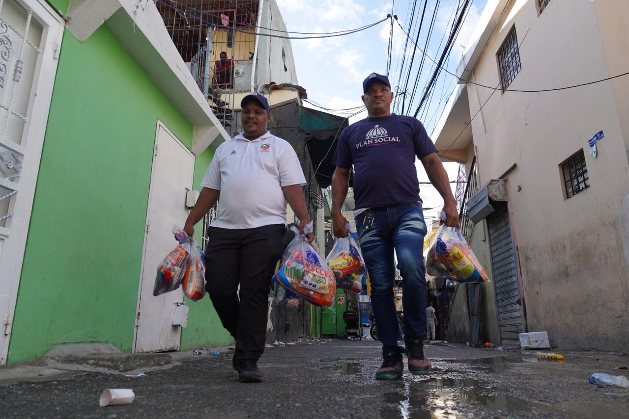 Dirección de Asistencia Social y Alimentación Comunitaria (DASAC) beneficia a miles de familias con operativos