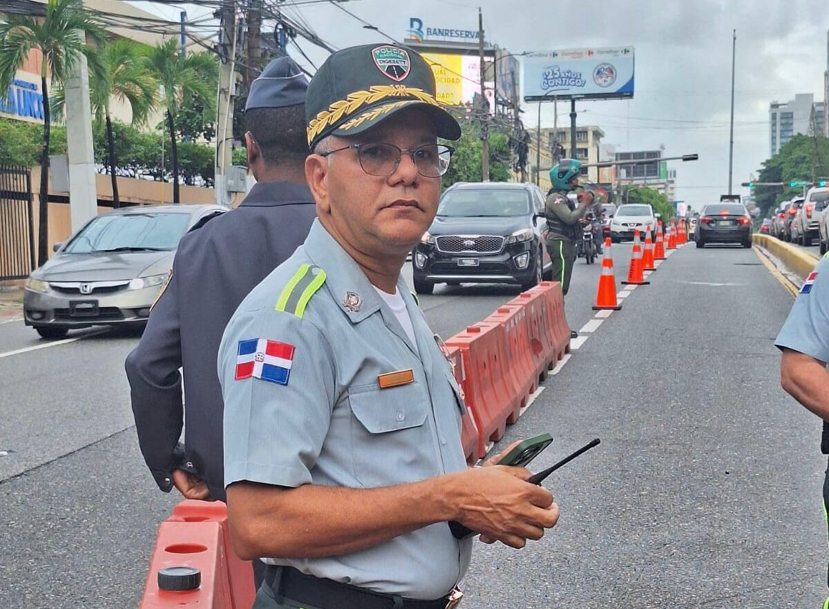DIGESETT habilita nuevo contraflujo en la avenida Abraham Lincoln para mejorar la fluidez del tránsito