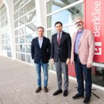 Roberto Ángel Salcedo visita campus de Berklee en Valencia, España