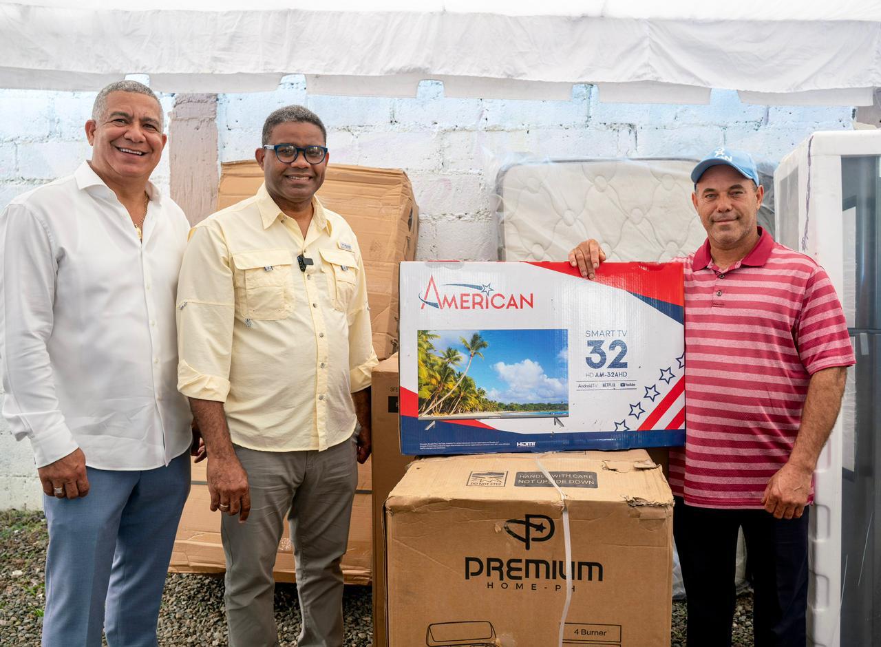 Propeep y Plan Social brindan apoyo a familias ocoeñas afectadas por las lluvias de Melissa