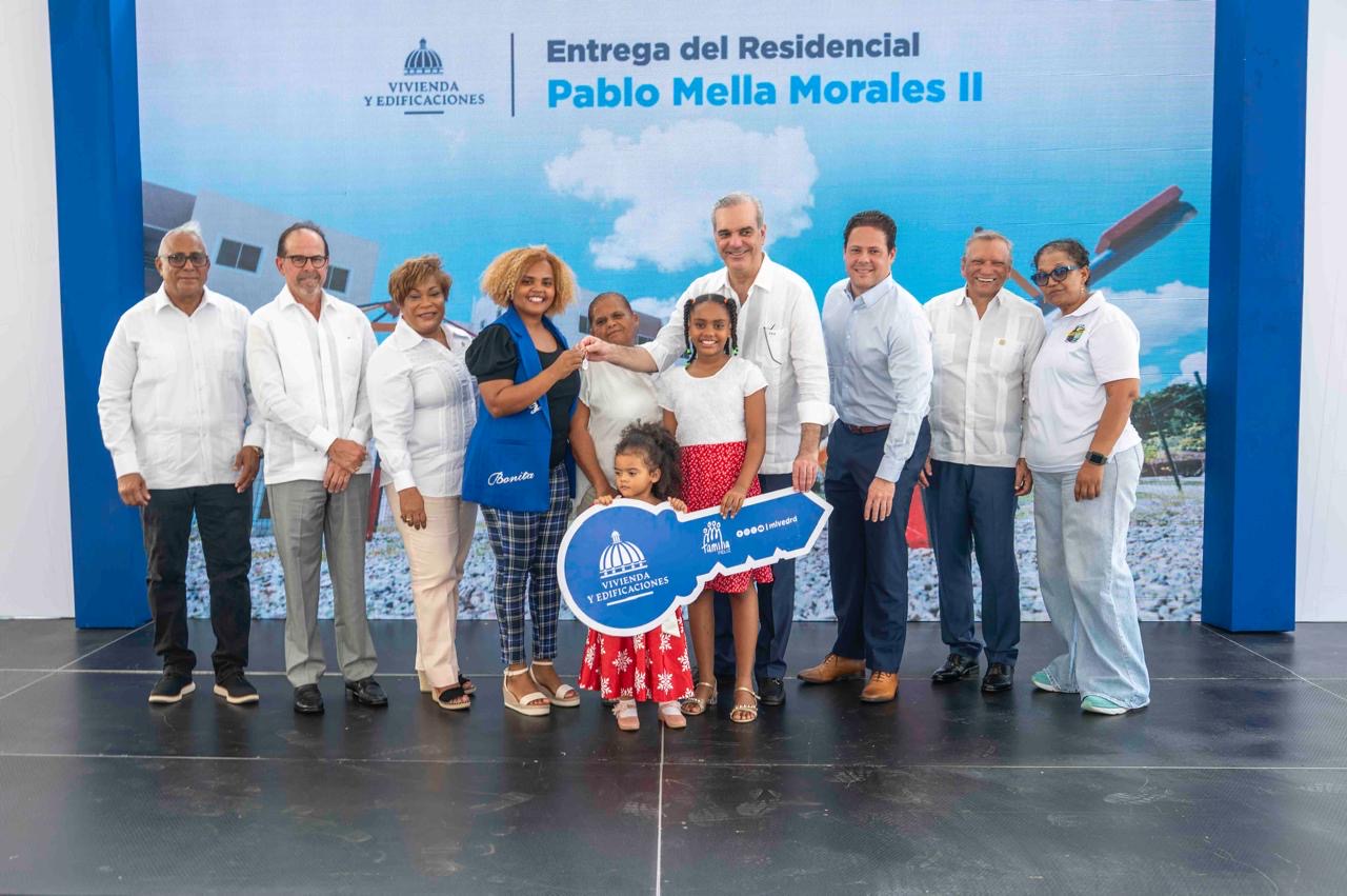 Banreservas financia 95 apartamentos entregados por el presidente Abinader en Pedro Brand