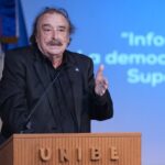 Ignacio Ramonet advierte que la irrupción de la IA debilita la información veraz