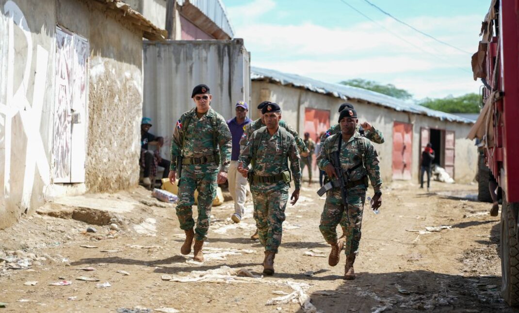 Comandante del Ejército recorre Carretera Internacional