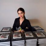 Hoy se lanza oficialmente Una Chica Sola en New York, la primera novela de Tiffany Padilla