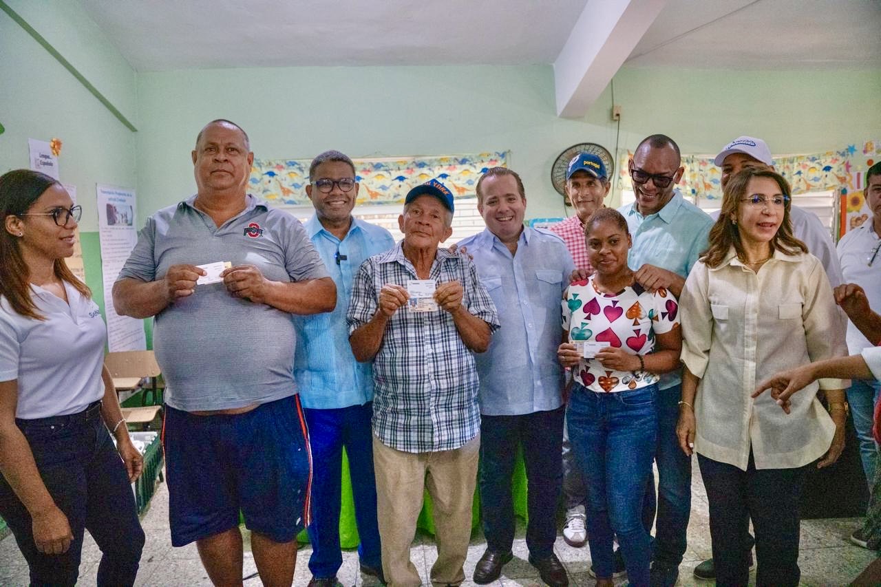 Propeep retoma su agenda de jornadas “Primero Tú”, tras paso tormenta Melissa; en Villa Isabela