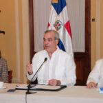 Presidente Abinader dispone aportes estatales por RD$12 mil millones para asistir a afectados por tormenta Melissa