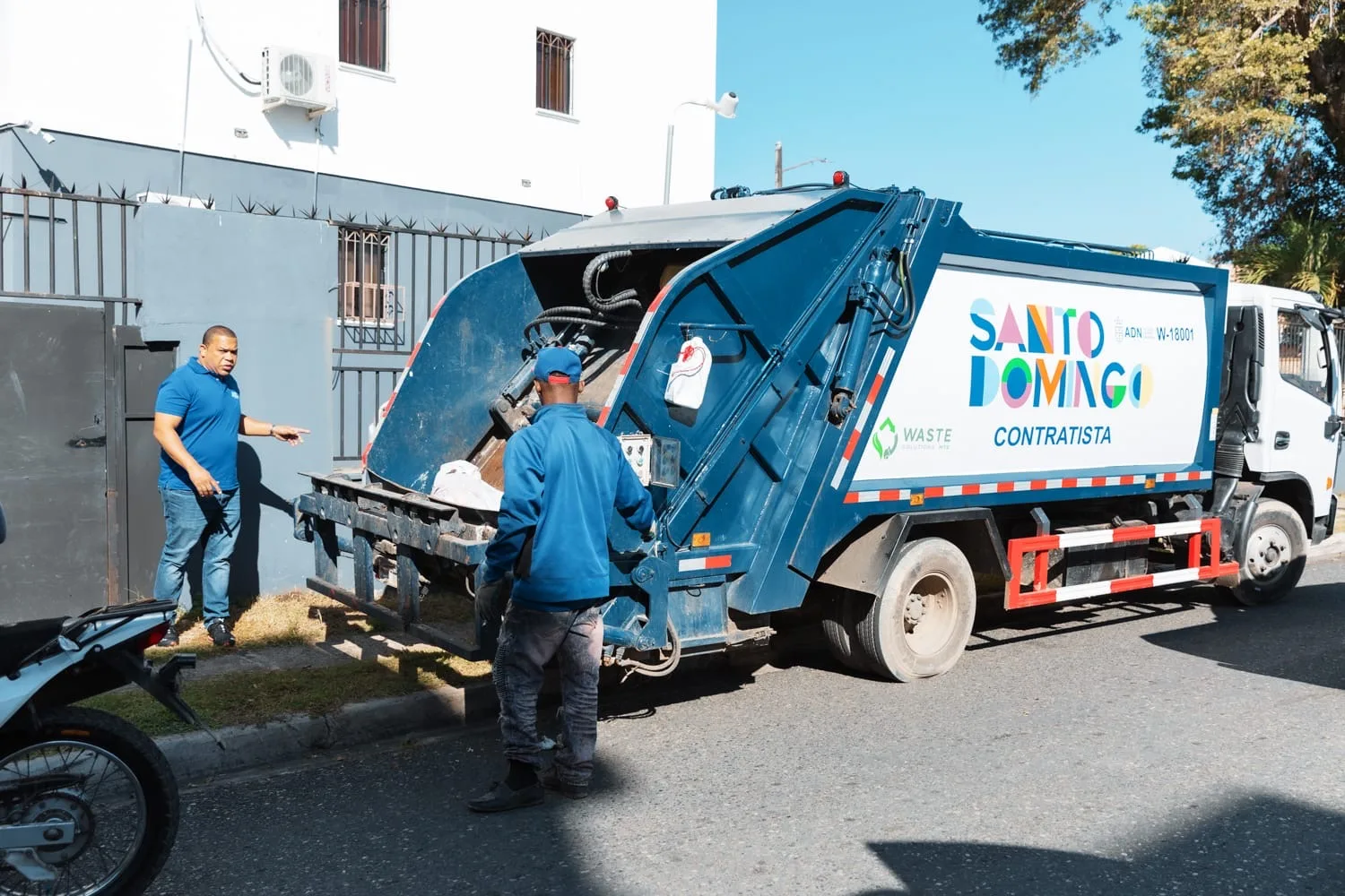 Alcaldía del Distrito Nacional intensifica operativo especial de limpieza navideña