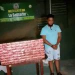 Ejército ocupa 30,000 cigarrillos ilícitos y detiene a un hombre durante operativo en La Solitaria, Montecristi