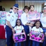 Comandancia General de la Fuerza Aérea, junto a la Asociación de Esposas de Oficiales, celebra el Día de los Reyes Magos con miles de niños