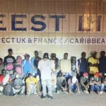Ejército detiene camionero que ocultaba 52 haitianos indocumentados dentro de un furgón en Mao