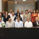 Ministro Kelvin Cruz presenta programa de eventos deportivos 2026 ante líderes de la prensa especializada