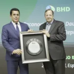 BHD reconoce en FITUR labor de ministro David Collado en favor del turismo