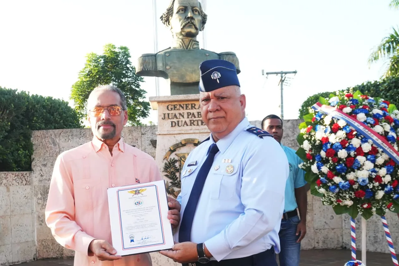 Escuelas Vocacionales del Ministerio de Defensa inician Ciclo Patriótico con homenaje a Juan Pablo Duarte