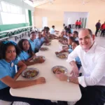 INABIE reduce el uso de sal en el menú escolar y controla el azúcar para cuidar la salud de los estudiantes