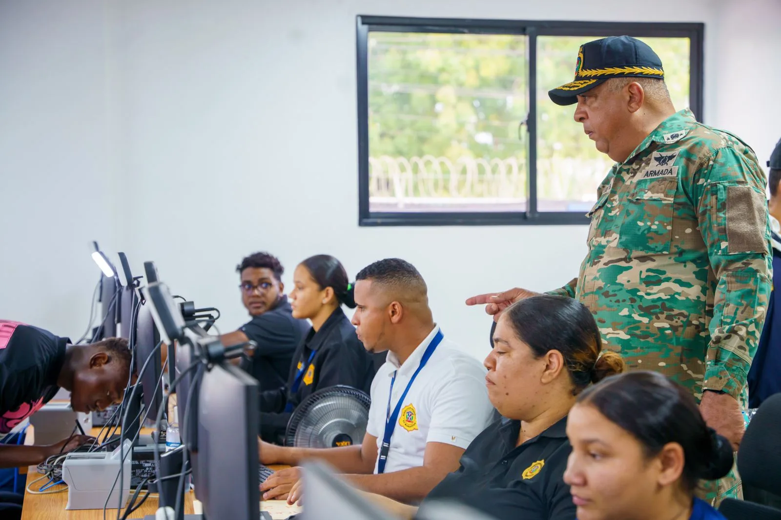 DGM deportó 379,553 extranjeros irregulares en 2025 y procesó 20.4 millones de documentos de viajeros