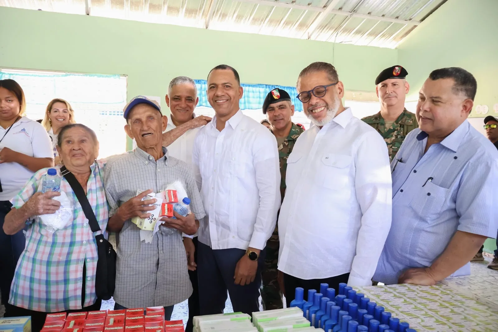 Gobierno lleva jornada asistencial a comunidades de Dajabón a través de la DGDC y el Ejército RD