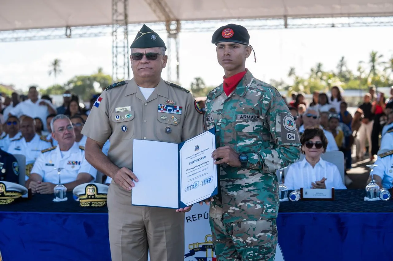 Armada de República Dominicana gradúa 272 nuevos grumetes en la Base Naval Las Calderas