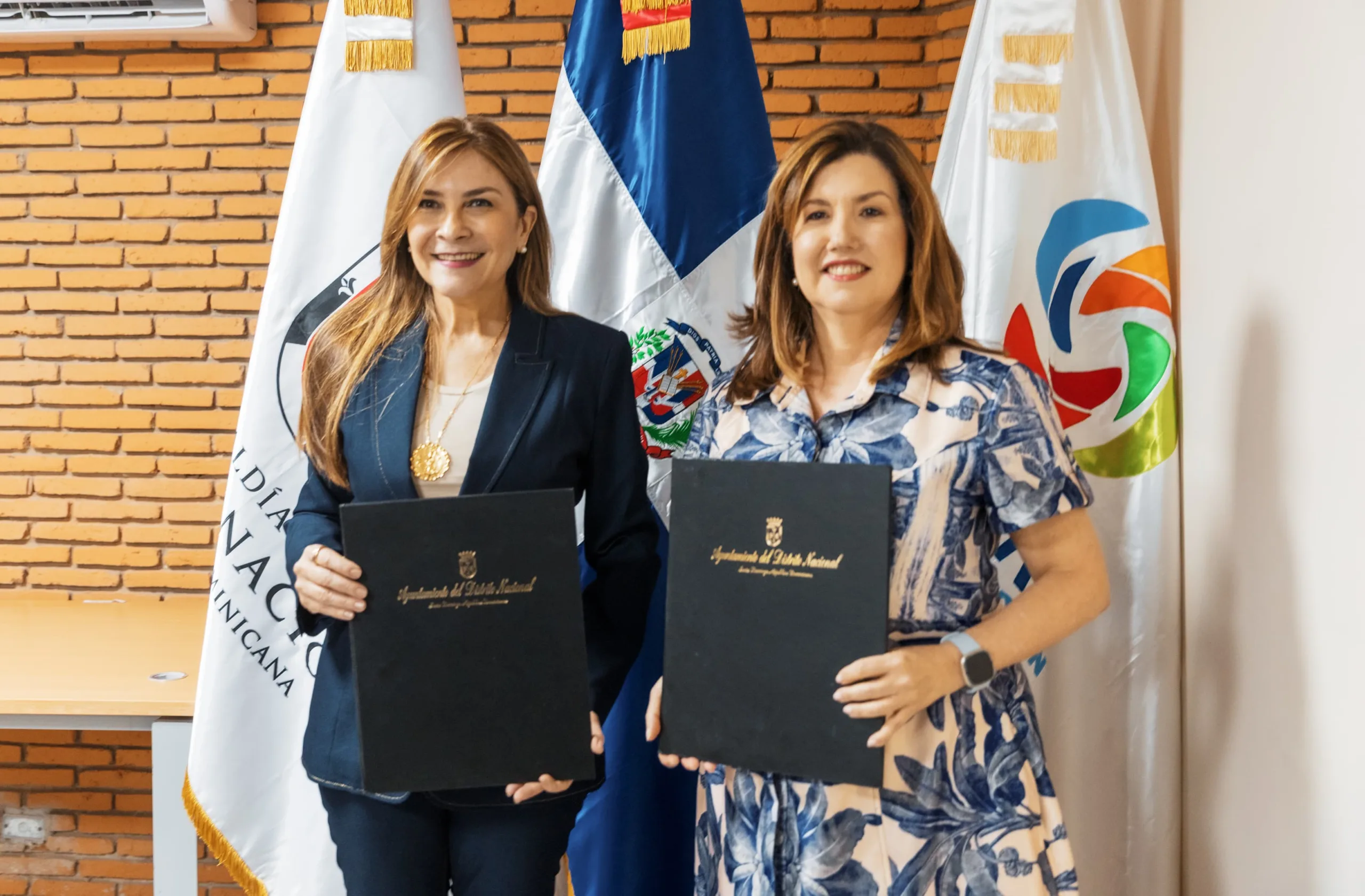 Alcaldía del DN y Cámara Santo Domingo firman acuerdo para impulsar emprendimientos desde Centro Futuro