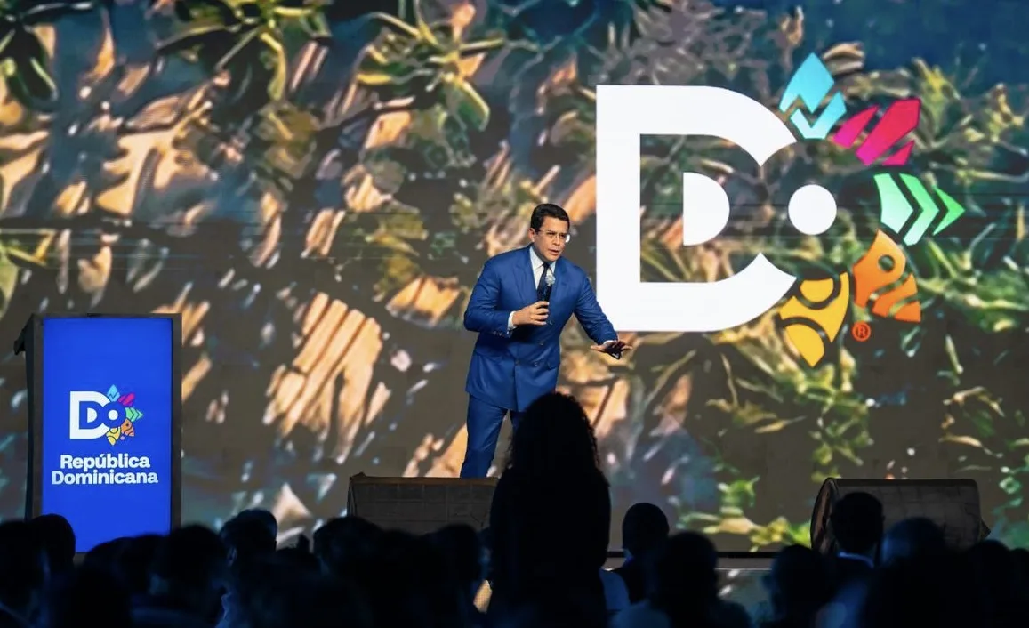 David Collado muestra lo mejor de RD en Colombia
