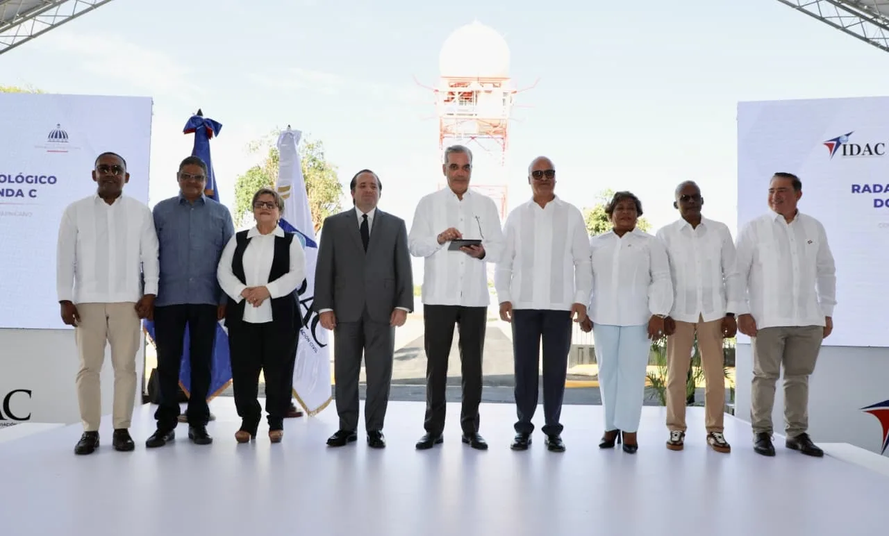 Presidente Luis Abinader inaugura Radar Meteorológico Doppler en Complejo Aeronáutico Dominicano