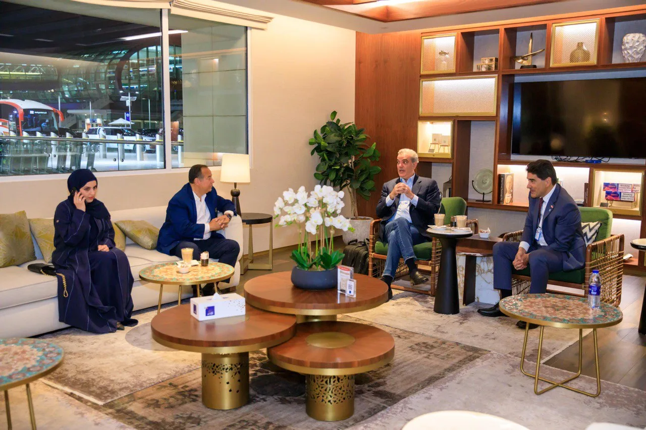Presidente Abinader llega a Dubái para participar en la Cumbre Mundial de Gobiernos junto a líderes, empresarios e inversionistas de todo el mundo